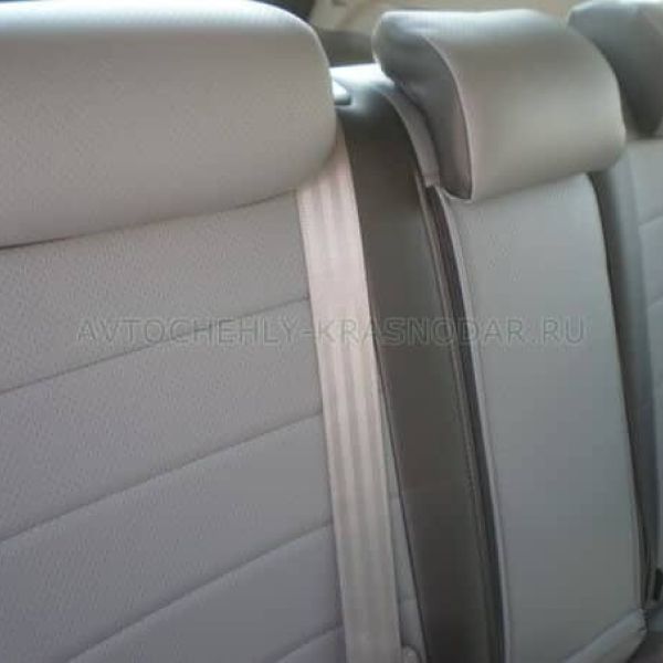 Чехлы Автопилот на Toyota Prius 2003-2009 г.в. Чехлы Автопилот на Toyota Prius 2003-2009 г.в.